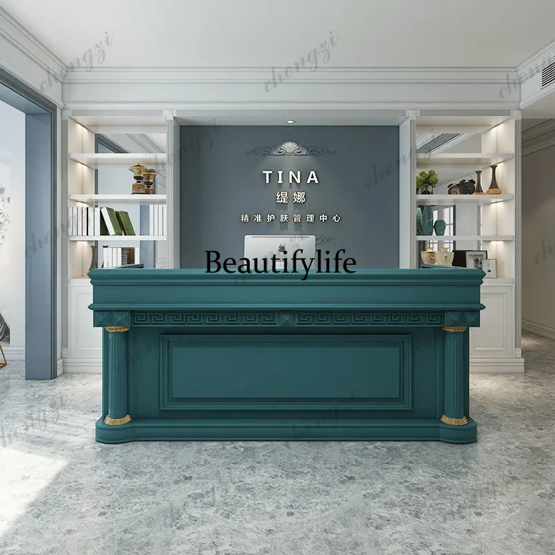 A139 Grote schoonheidskliniek  - Office Furniture Logo recensie en prijs